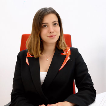 Александра Обухова
